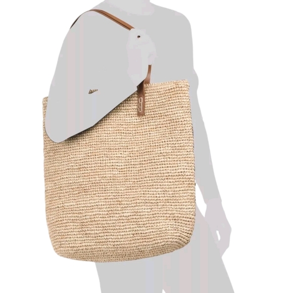 ❗️LAST ONE ❗️Tommy Bahama Raffia Large Tote w Leather Straps - Picture 2 of 4